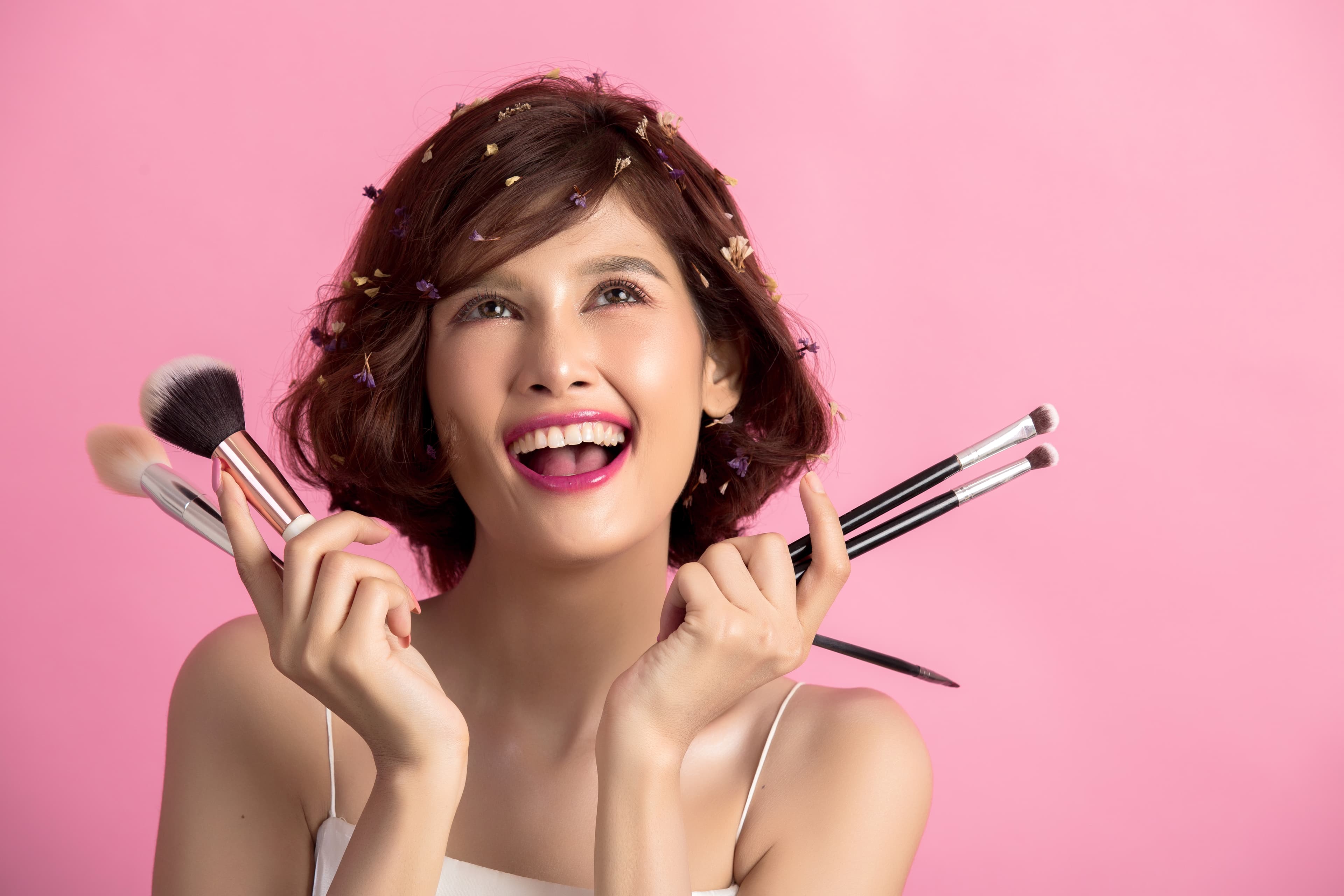 Make It Up — women's makeup and skincare
